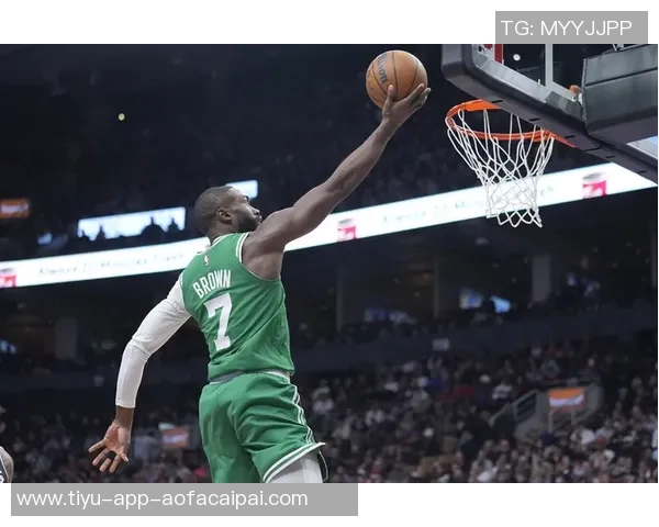 怀特称赞布朗为NBA最佳之一场内外皆为领袖连续9场30平队史纪录