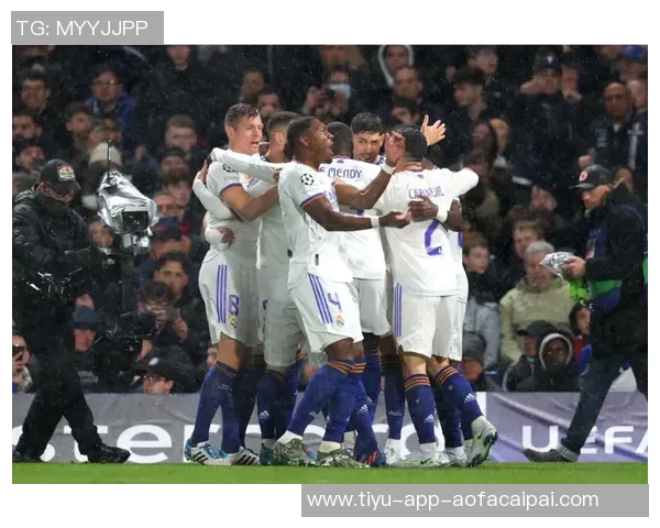 维尼修斯被嘘引发争议队友帽子戏法他怒退场球迷情绪积累已久